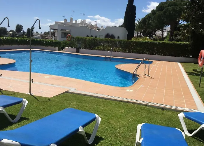 Vakantiehuis Fascinating & Luxurious Golf,mountain & Garden View Porto Banus