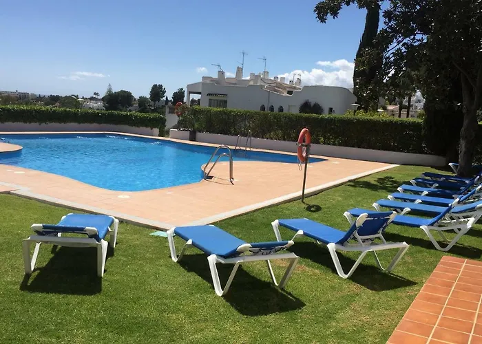 Vakantiehuis Fascinating & Luxurious Golf,mountain & Garden View Porto Banus Marbella